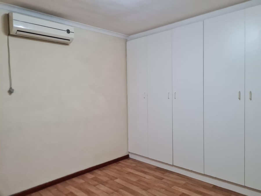 2 Bedroom Property for Sale in Bellair Western Cape